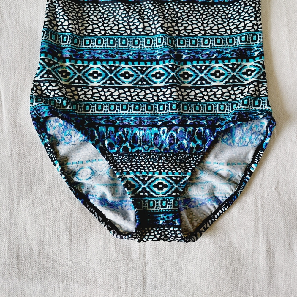 Robby Len One piece swimsuit size 10. - Picture 3 of 16